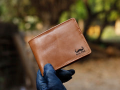 Light Brown Crazy Horse Leather Bifold Wallet – Minimalist Men’s Wallet with 6 Card Slots & 2 ID Windows | Personalized “Best Dad” Gift